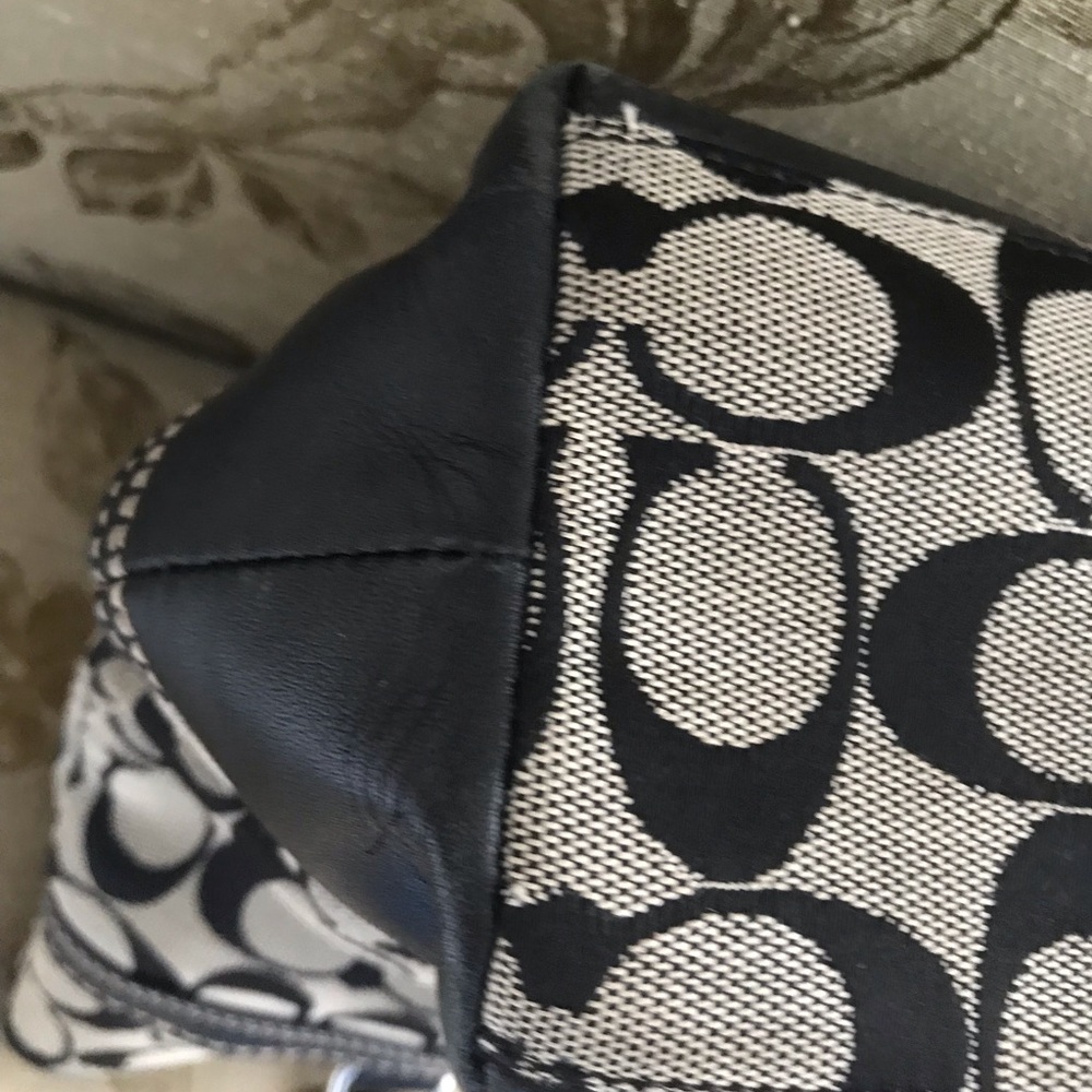 Coach handbag - Picture 2 of 10